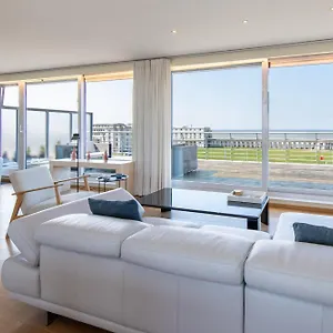 Penthouse With Seaview Appartement Oostende